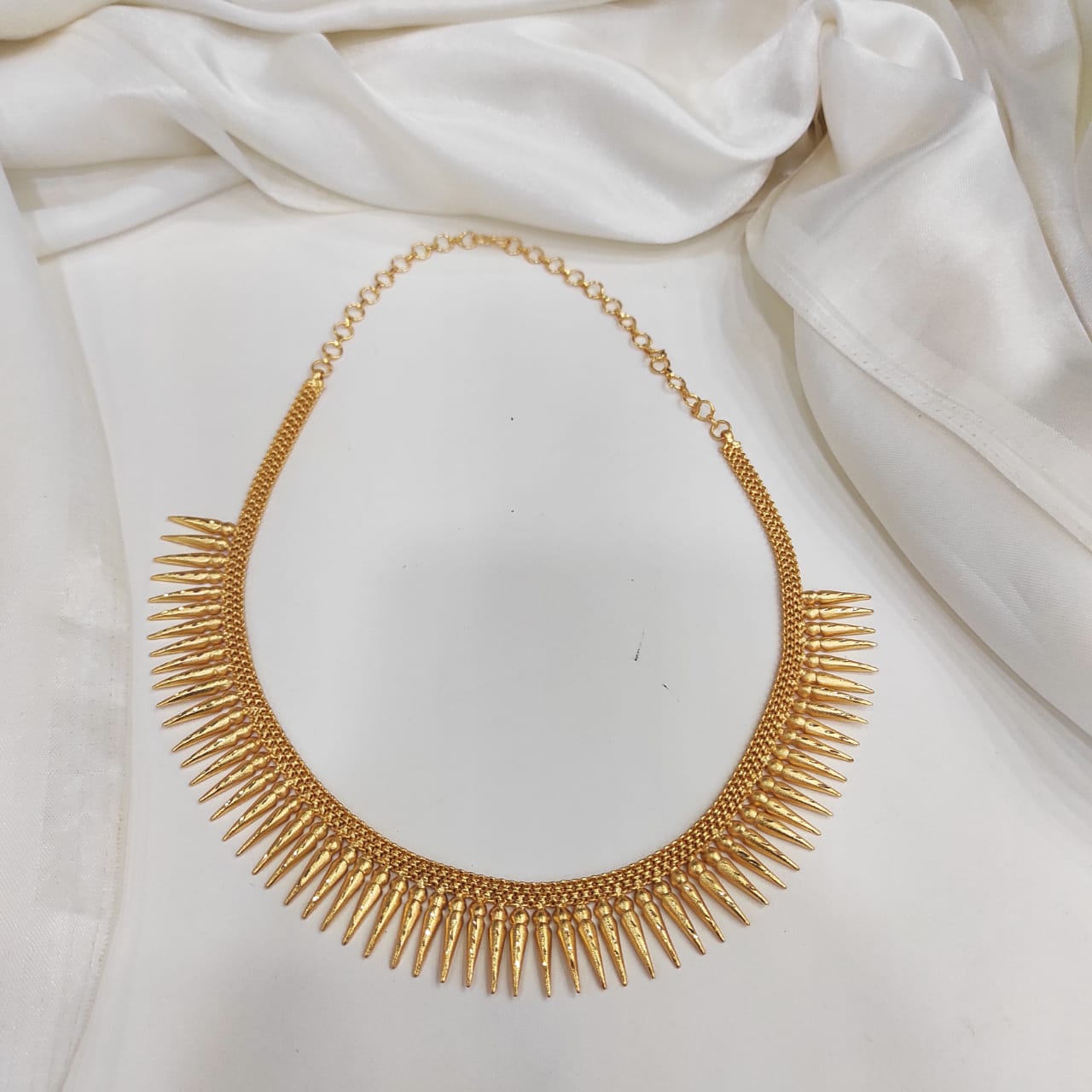 Gold plated Urvassi Pichimottu gopi necklace