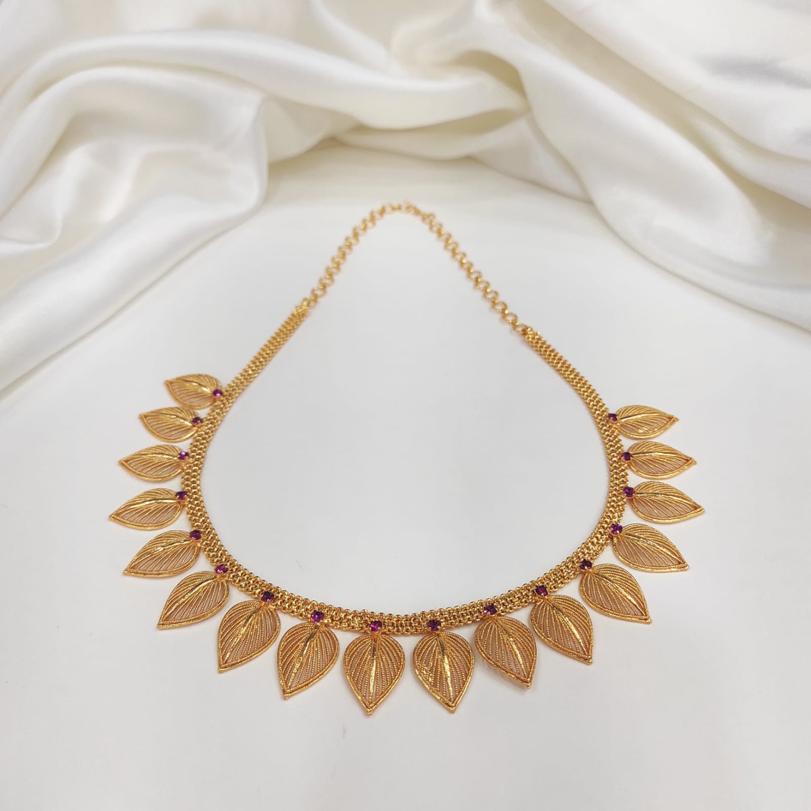 Gold plated gopi leaf necklace