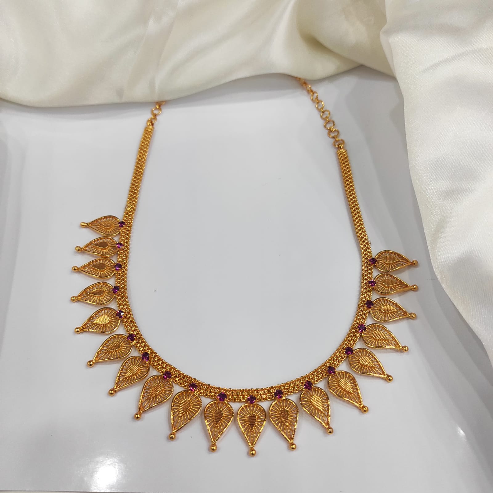 Gold plated gopi with stone necklace