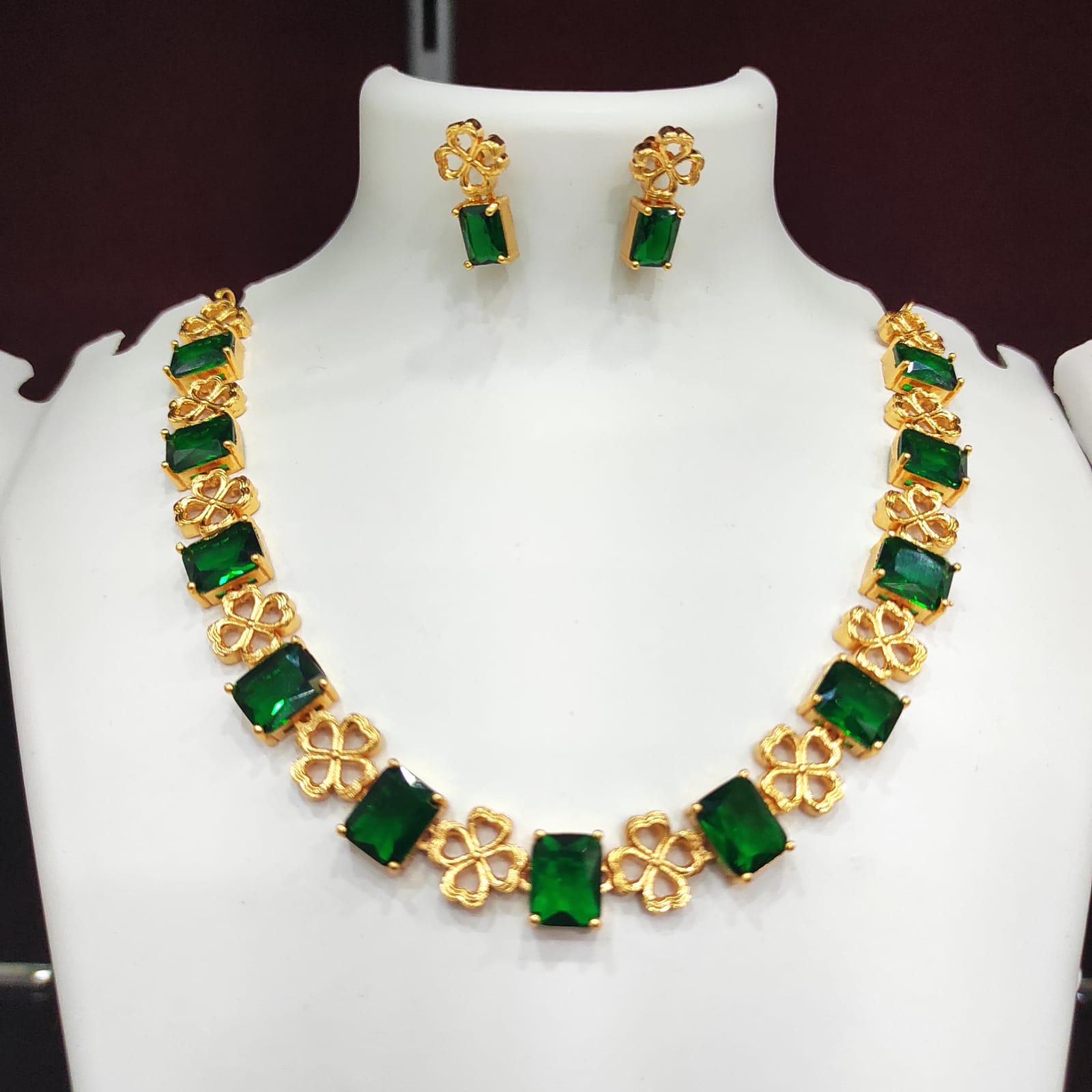 Gold plated flower sufi necklace green 