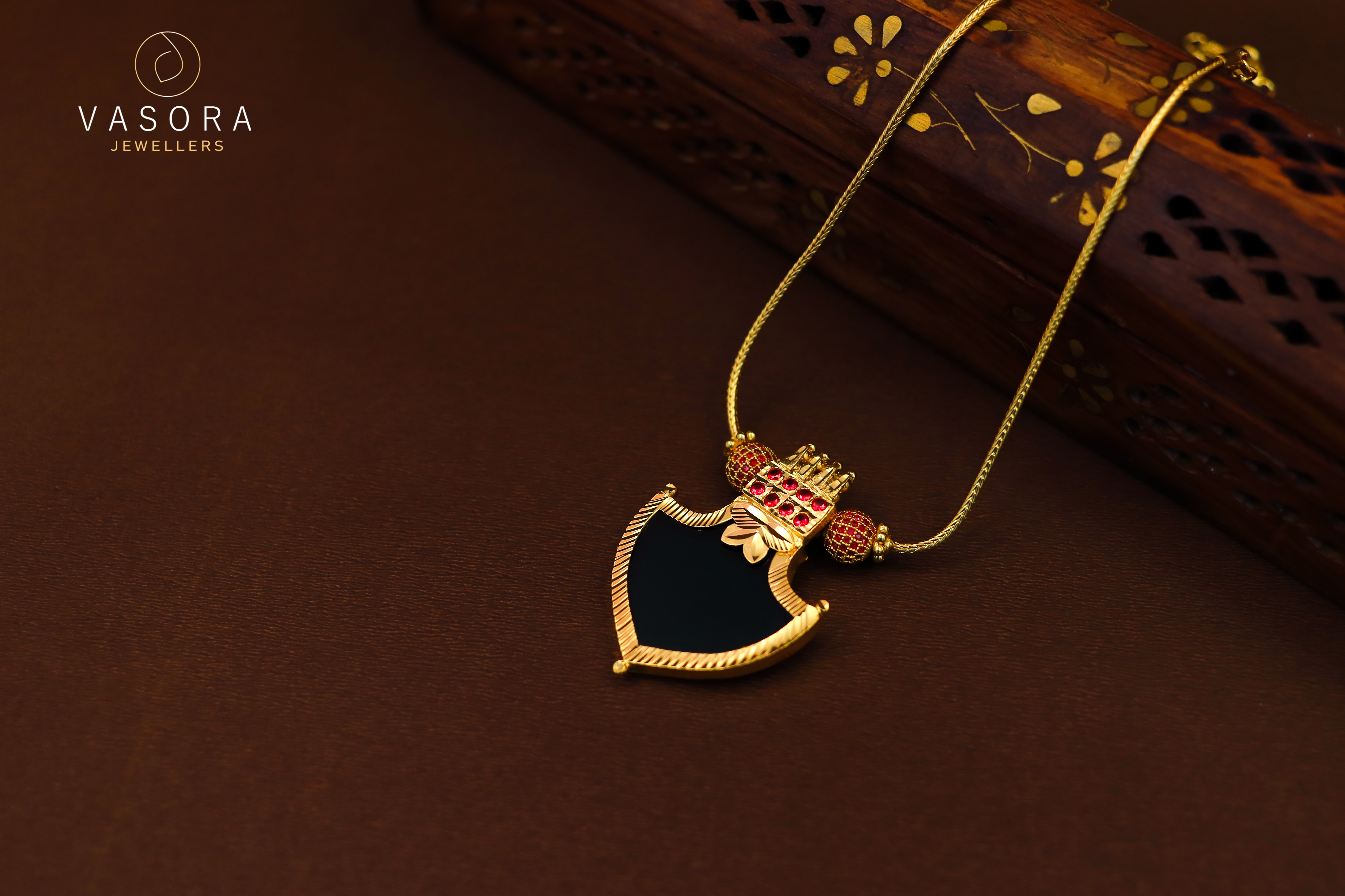 Gold Plated Green Leaf-Shaped Temple Pendant Necklace