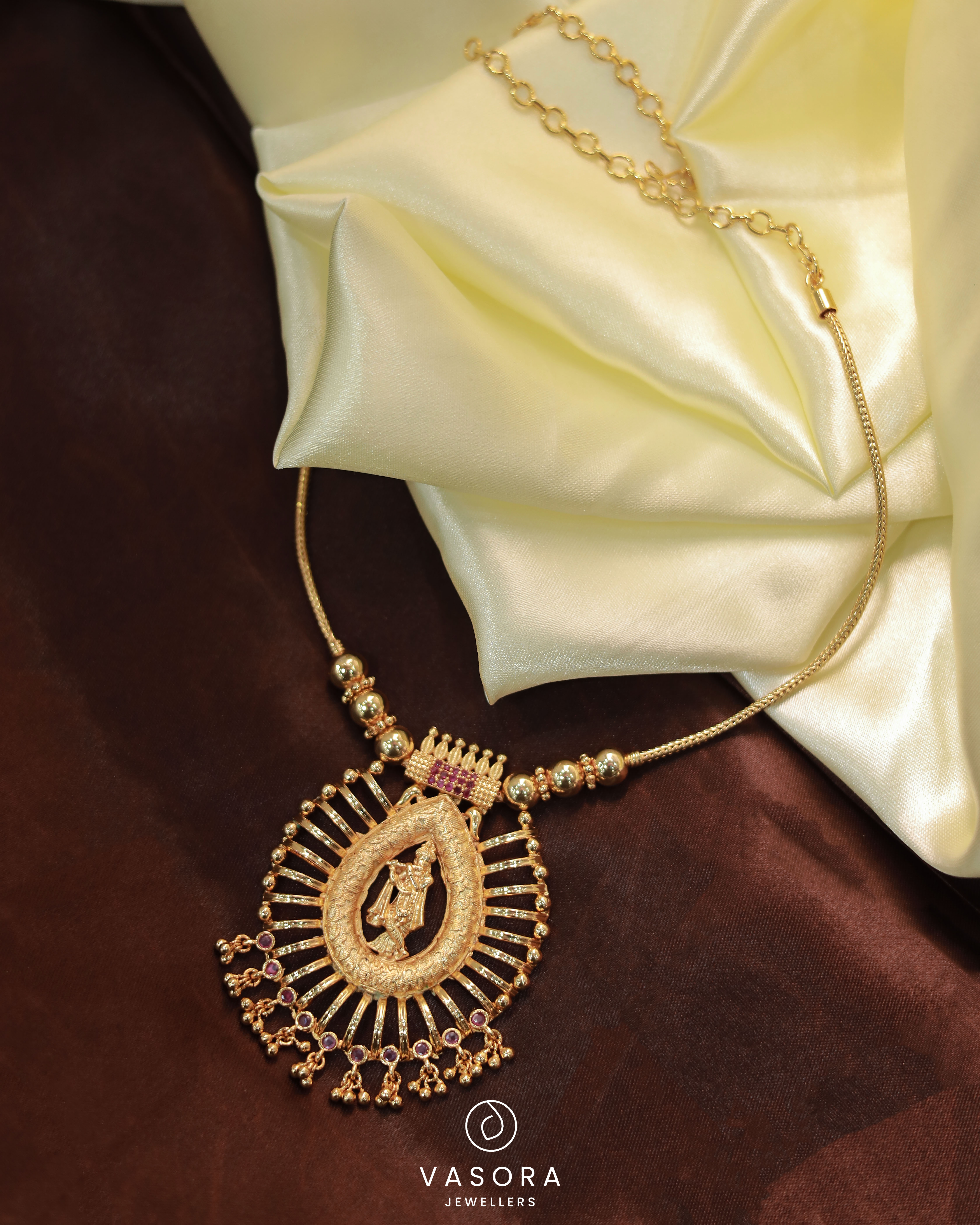  Gold Plated Krishna Design Temple Pendant Necklace