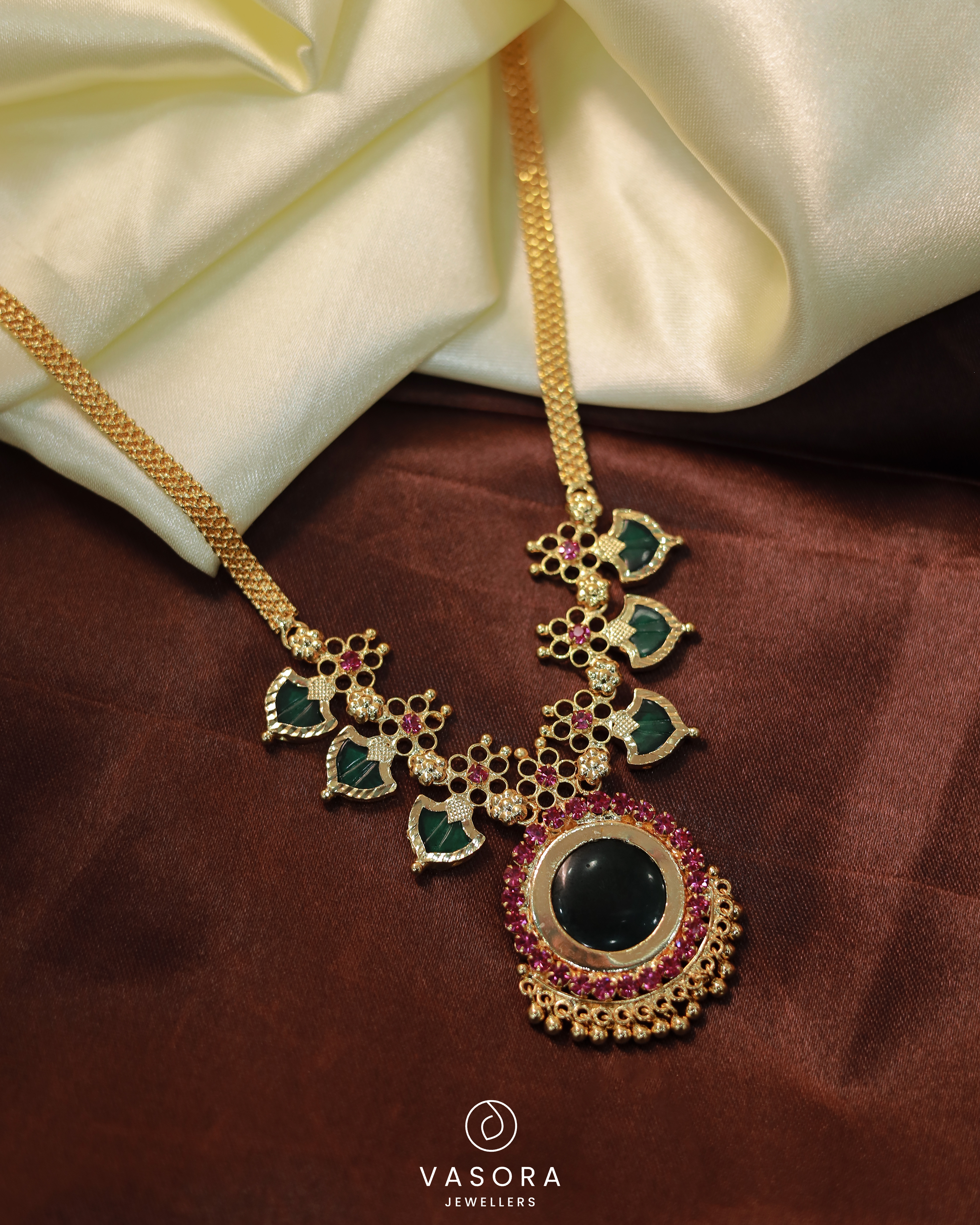 Traditional Palakka Green Flower 3+3 Big Pendant Necklace