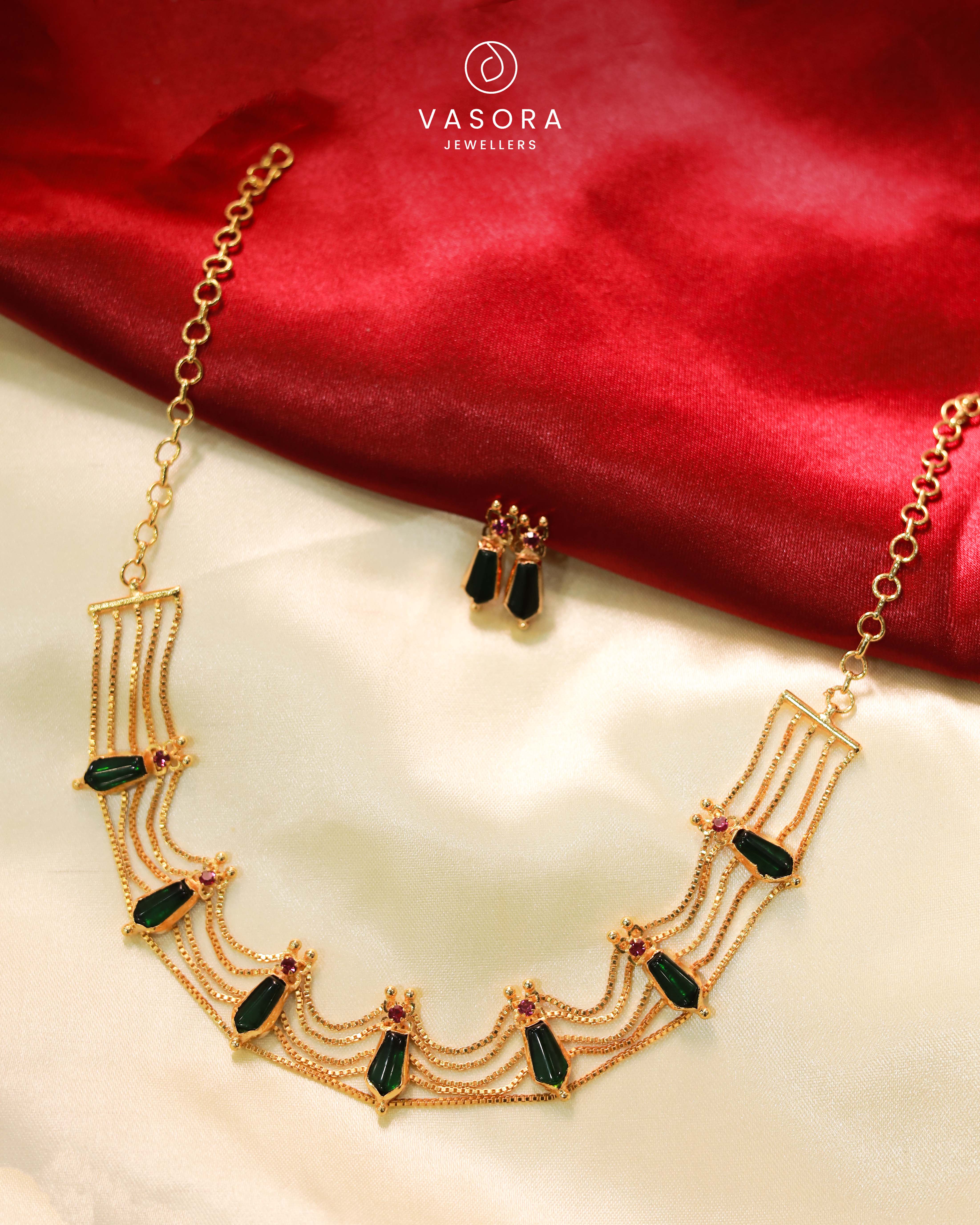 Traditional nagapadam Green Stone Choker Necklace Set