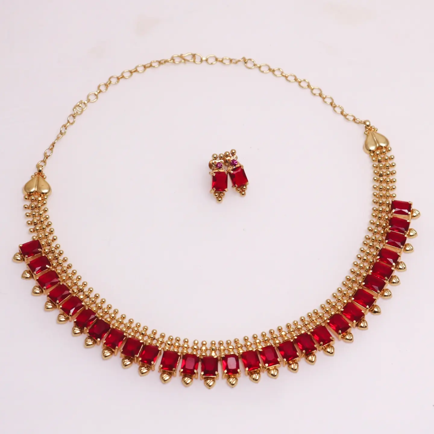 Sufi red necklace with chain