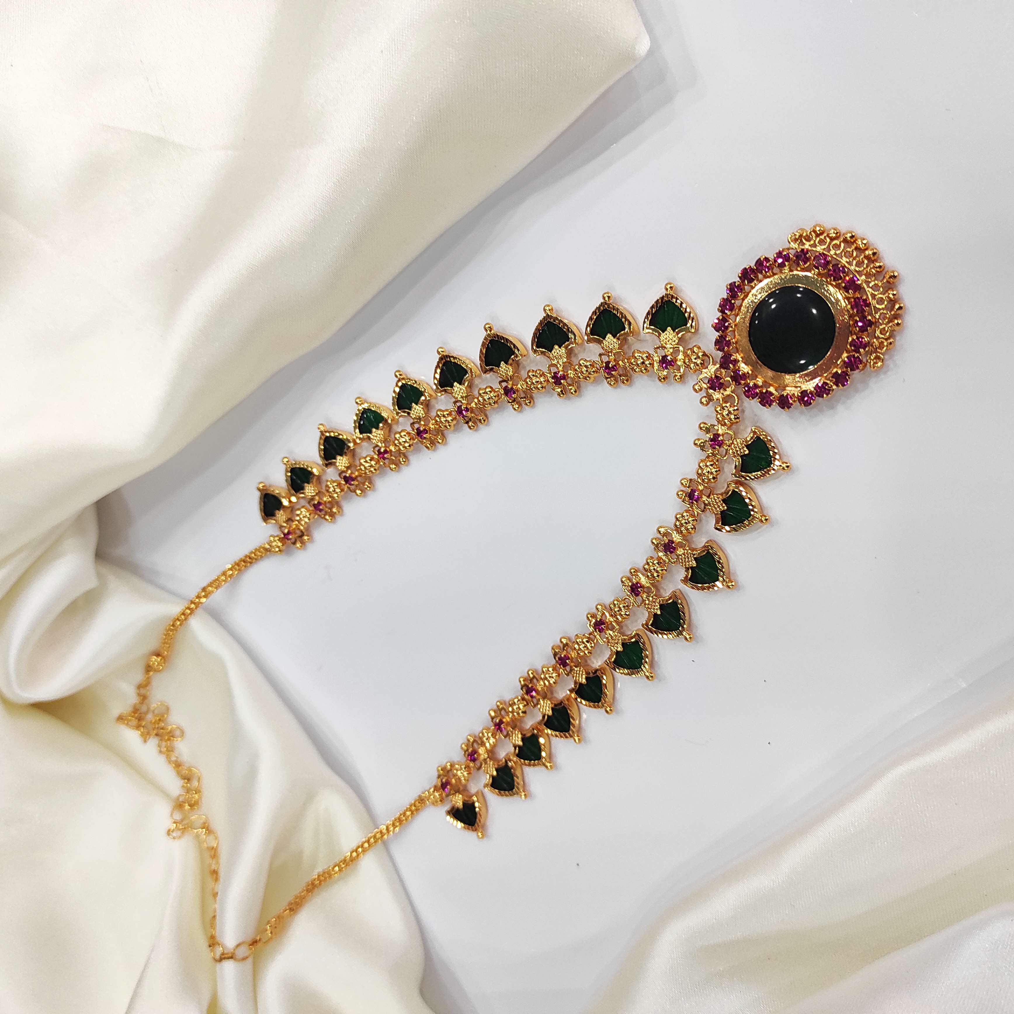 Gold plated palakka green 10+10 with big center locket