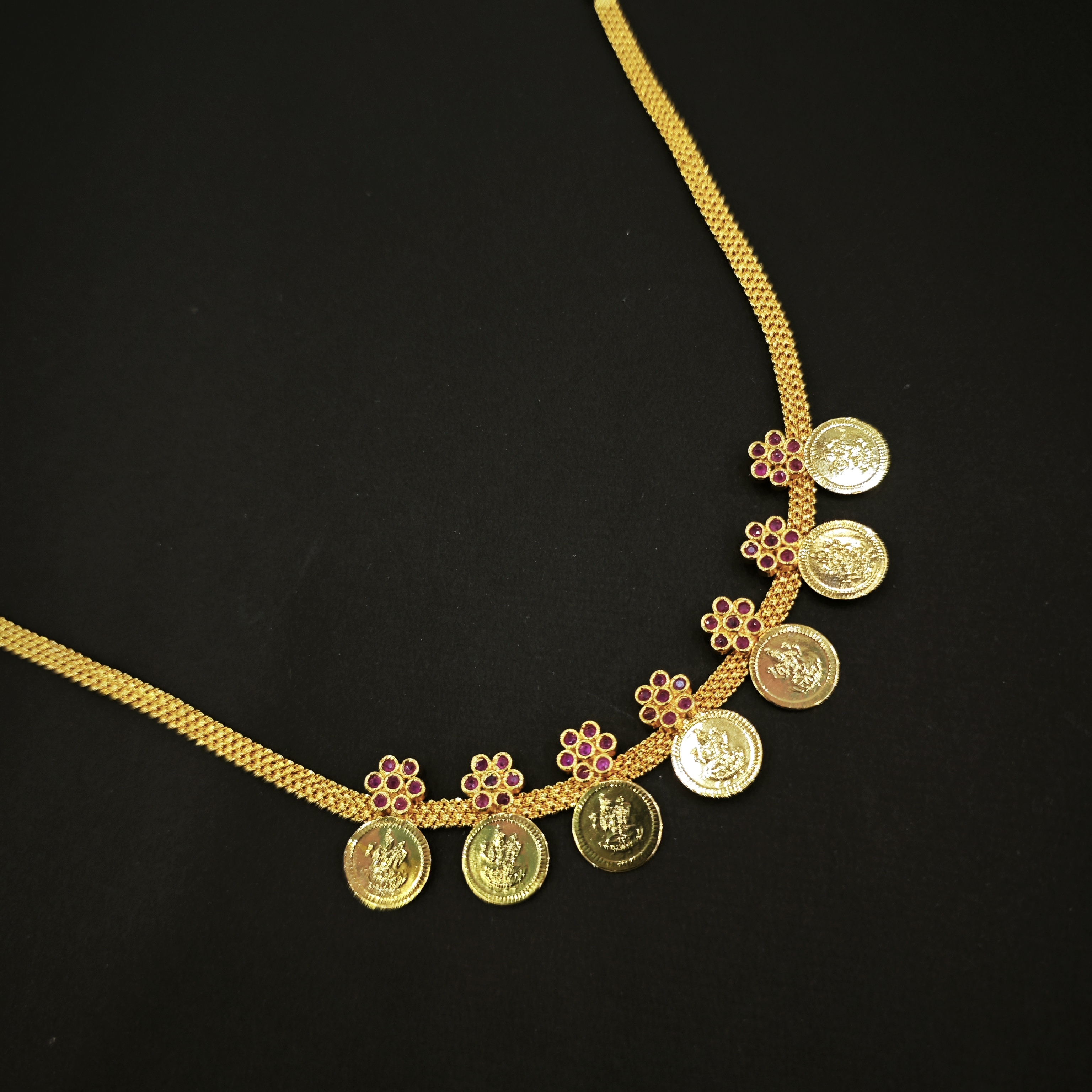 Gold plated 7 pettel Lakshmi necklace