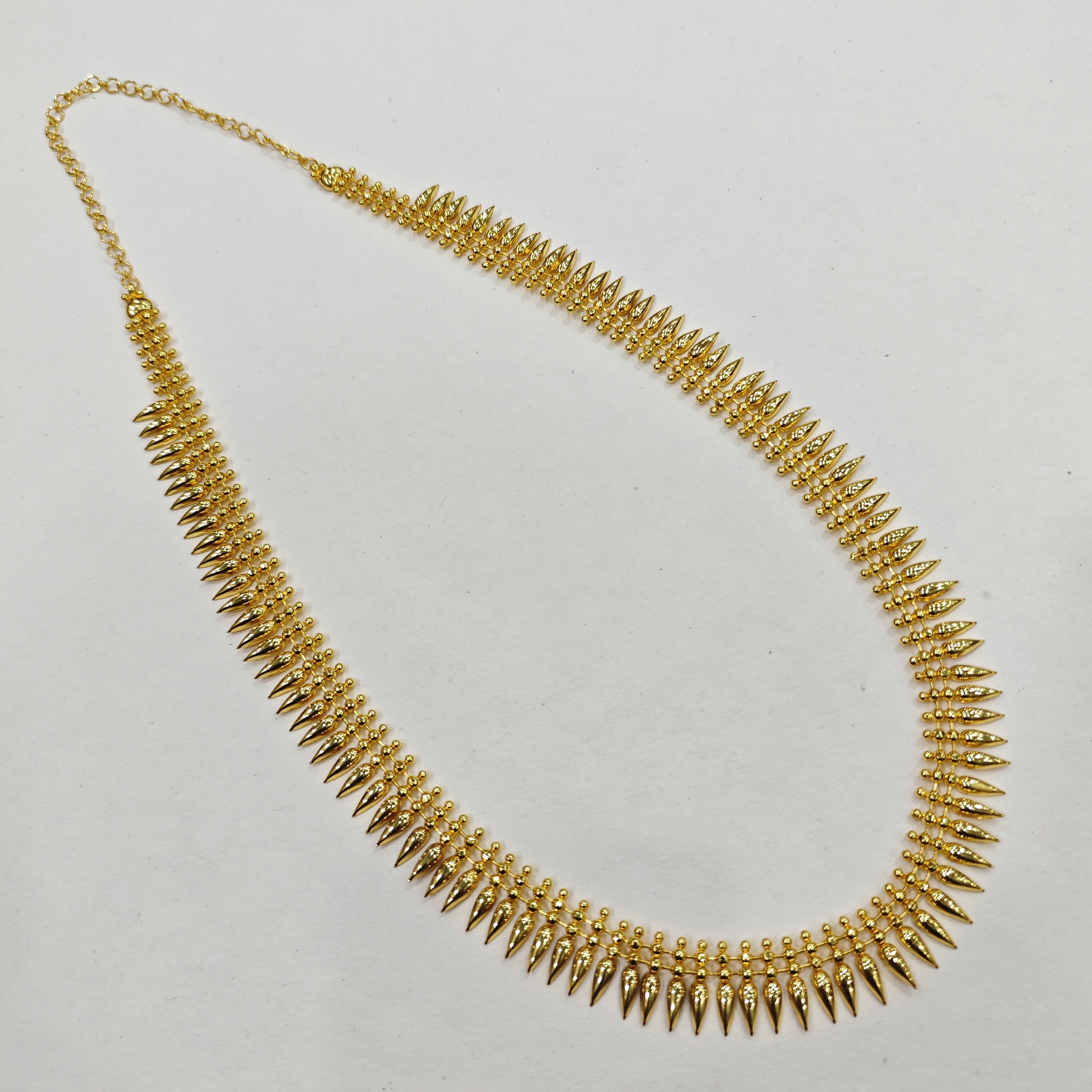Gold plated mullamottu long plain