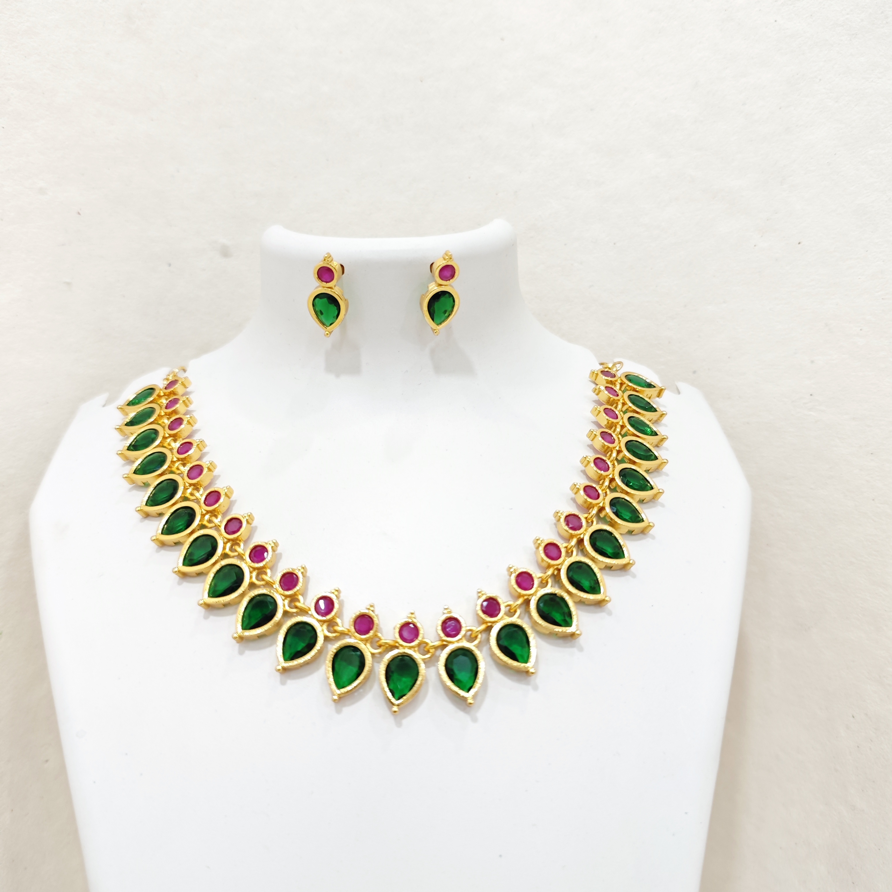 Gold-Plated Green Drops Design  Necklace Set