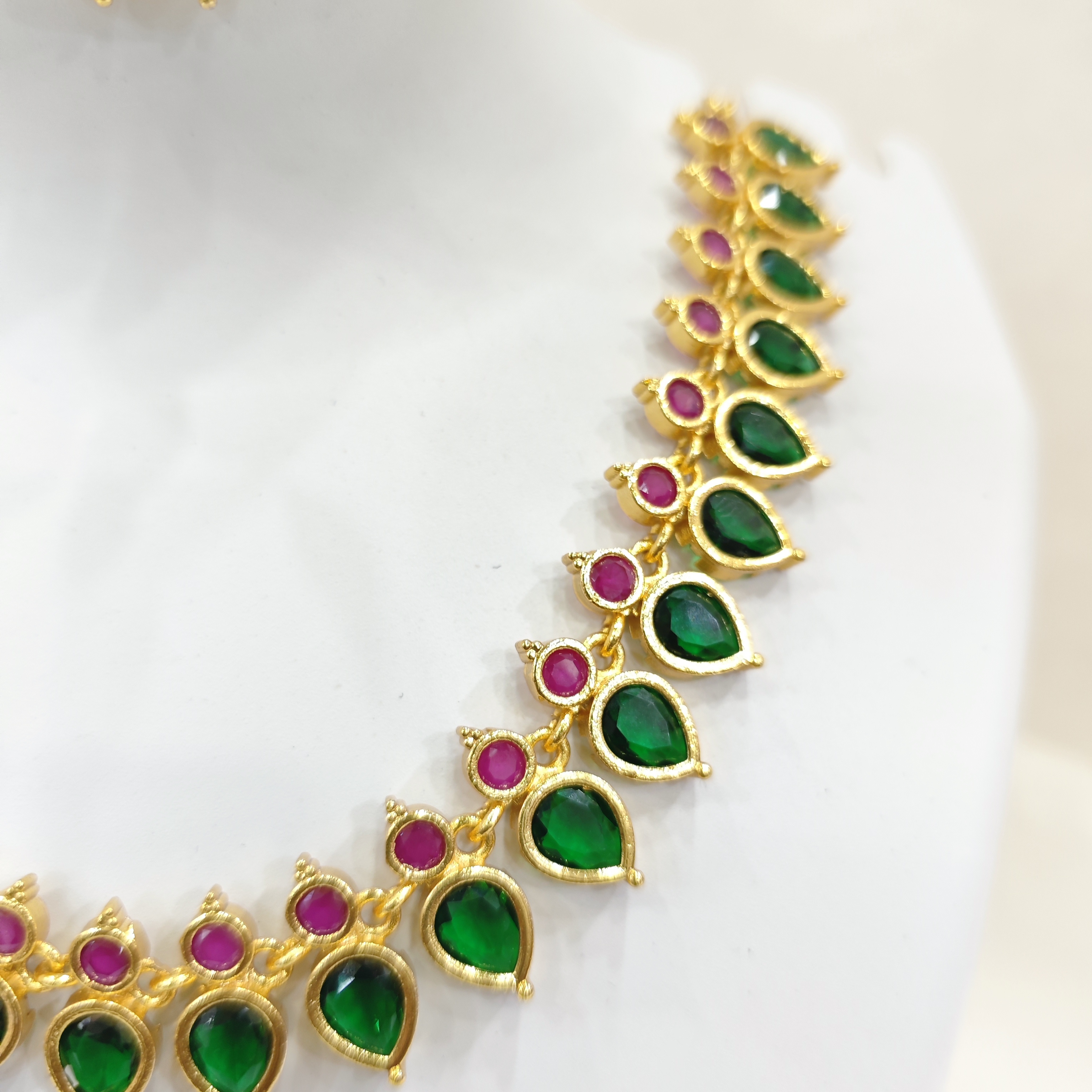 Gold-Plated Green Drops Design  Necklace Set