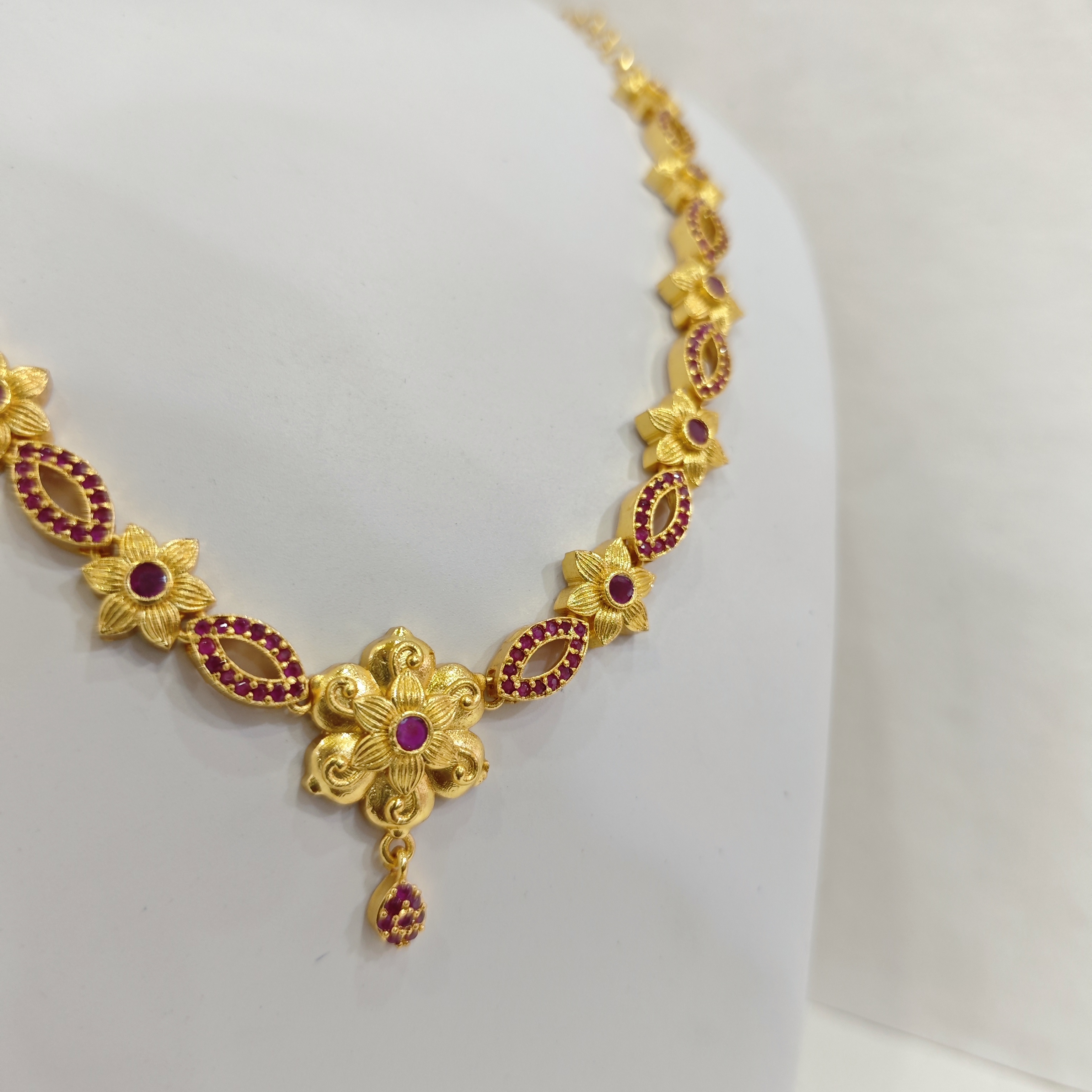 Gold-Plated Ruby Floral Necklace Set