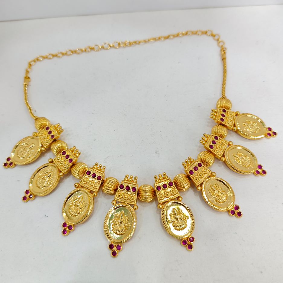 Royal Oval Kasu Mala Necklace with Ruby Stone Embellishments