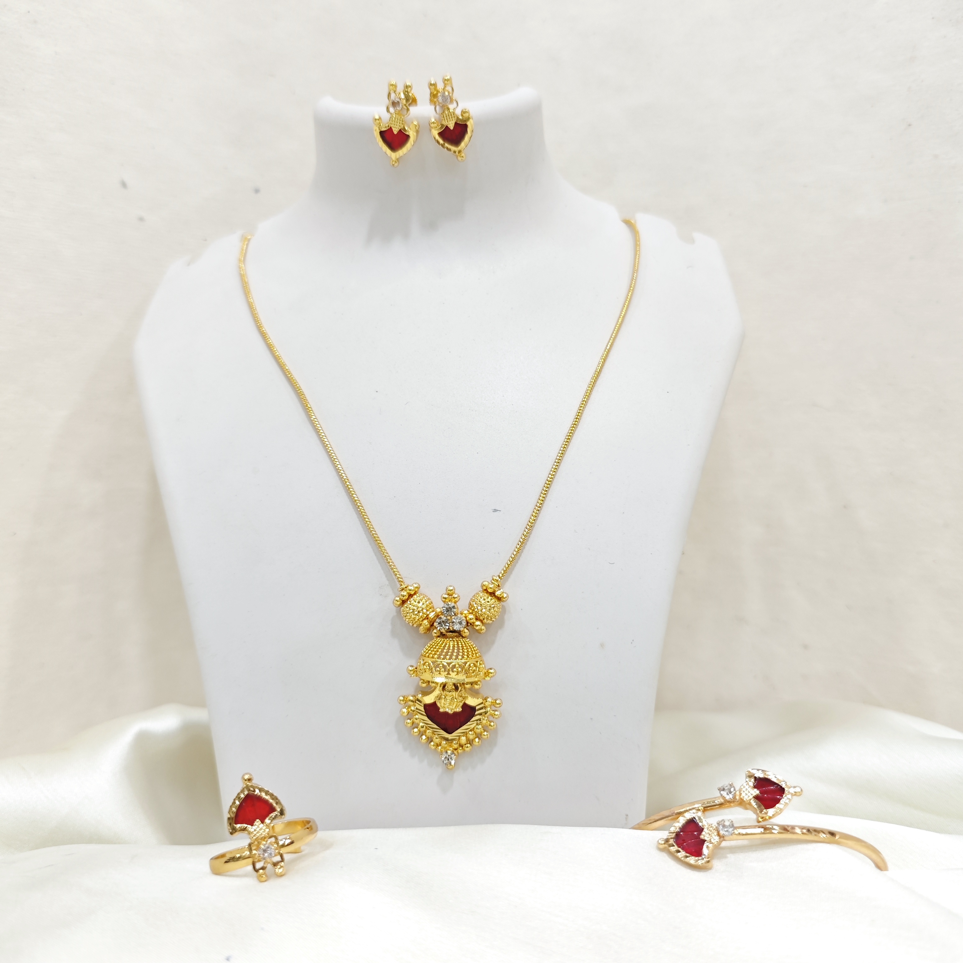 Traditional Red Stone Gold-Plated Jewellery Set