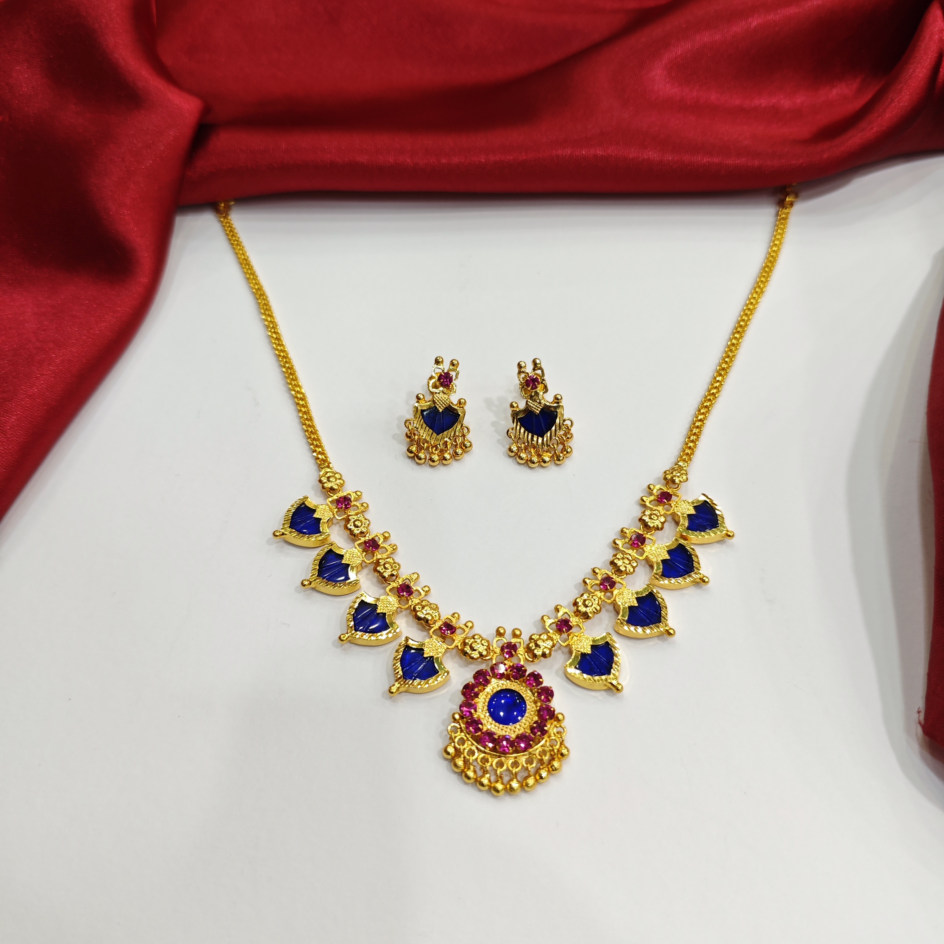 Palakka 4+4 Blue Necklace with Earrings – Traditional Gold-Plated Set