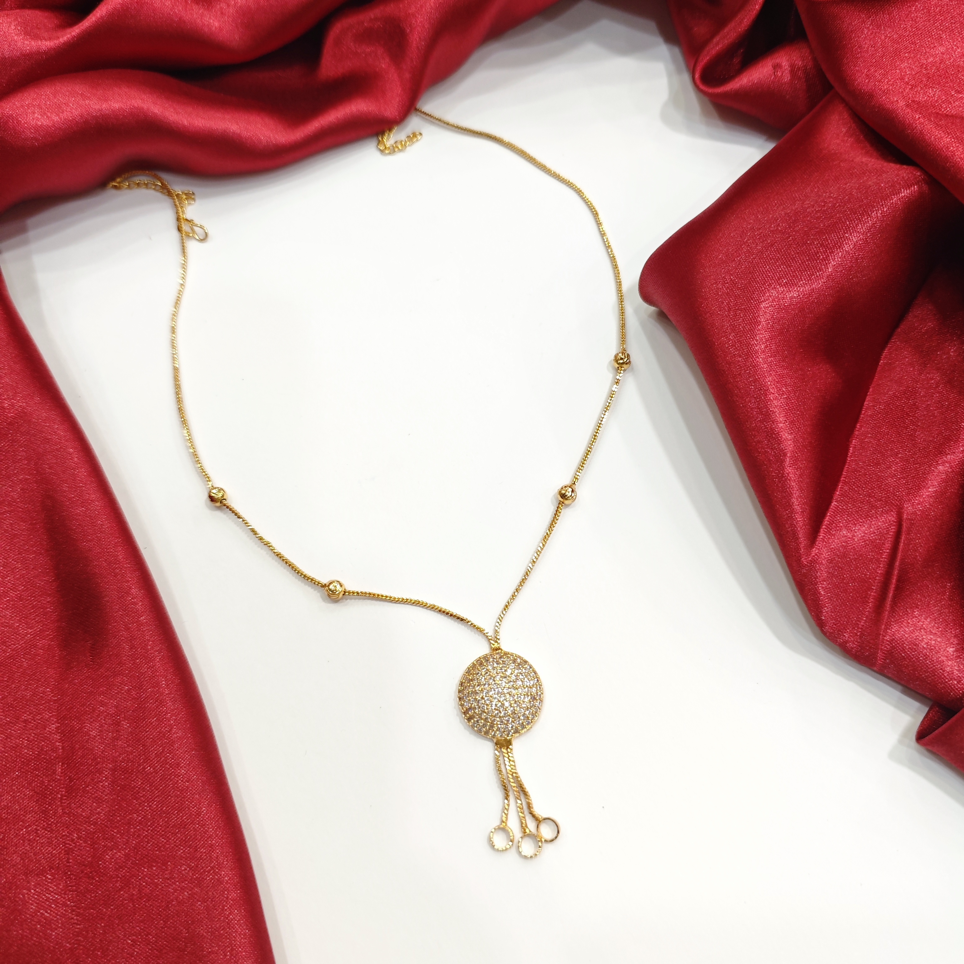 Elegant White Stone Round Pendant Necklace – Gold Plated