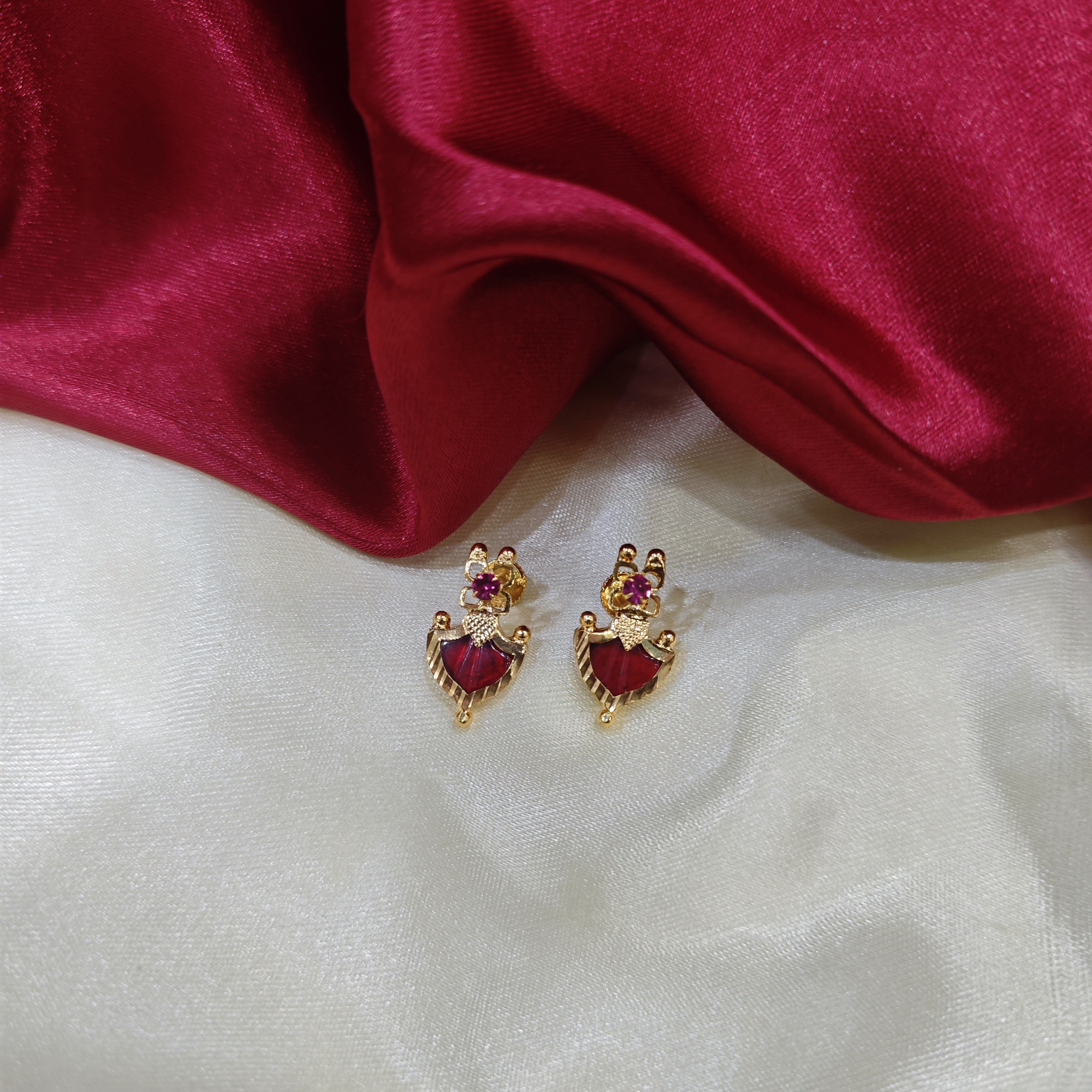 Gold plated palakka Red stud with ruby stone 