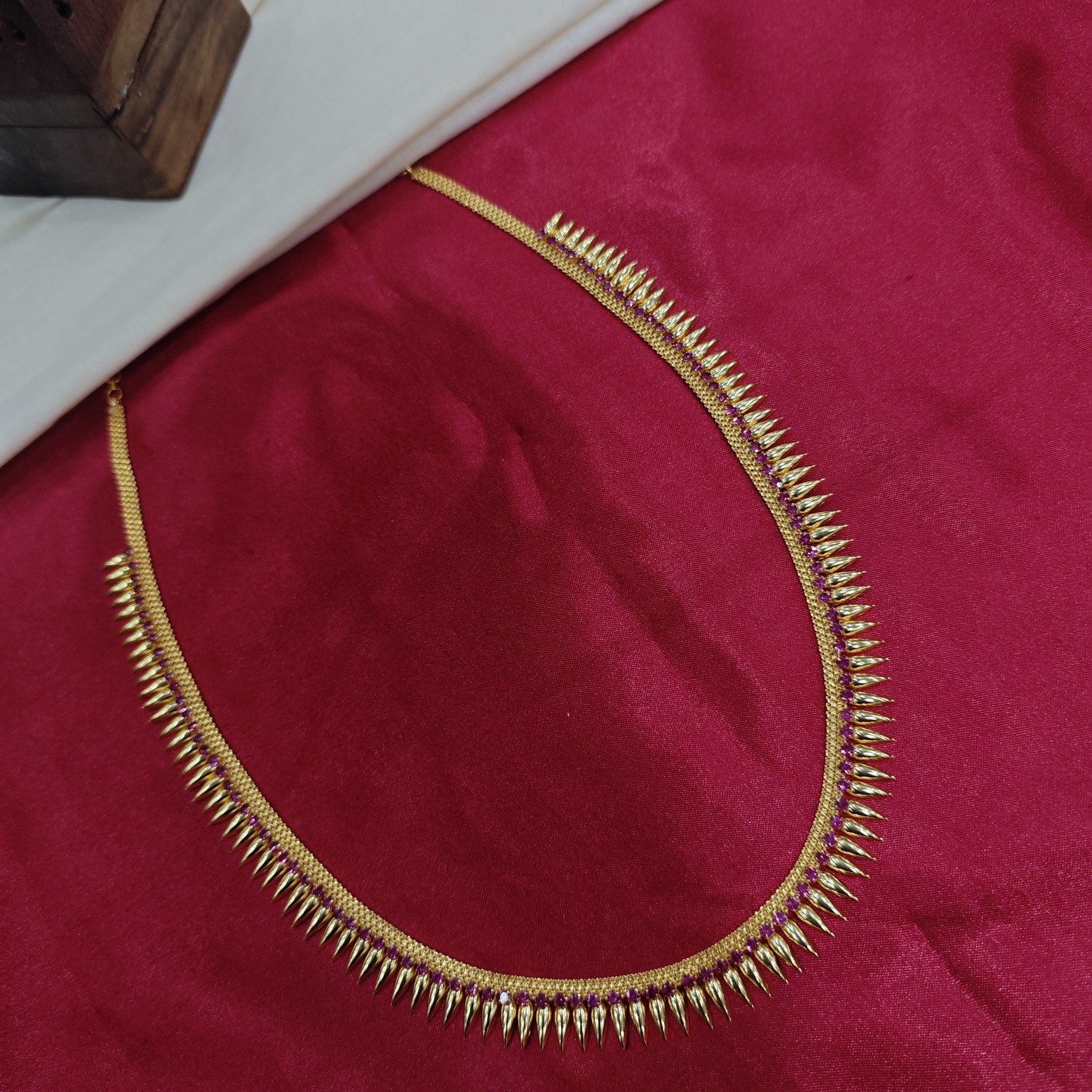 Gold Plated Single Line Mullamottu Haram with Ruby Stone(VSH08)