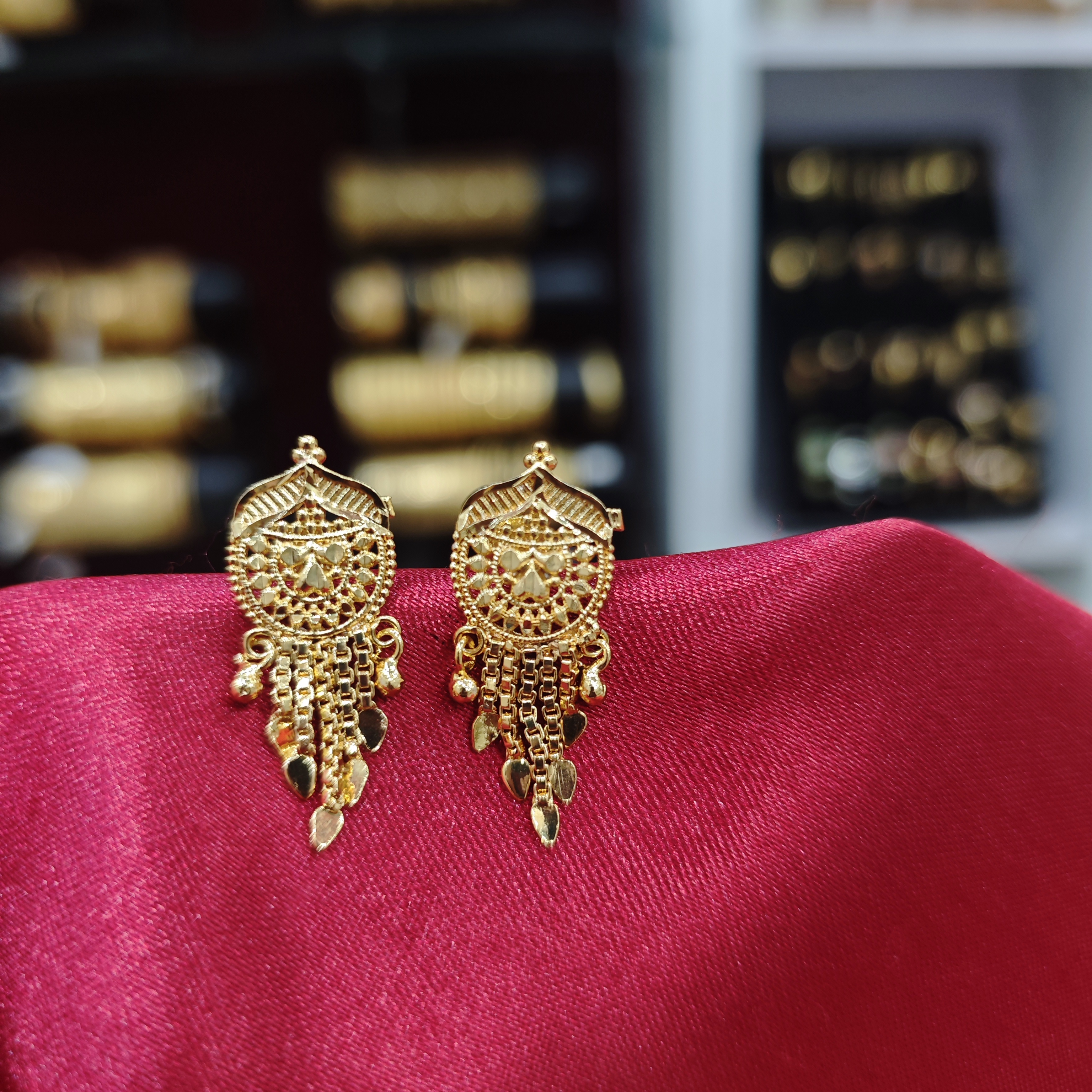 Gold plated flower box chain hanging stud