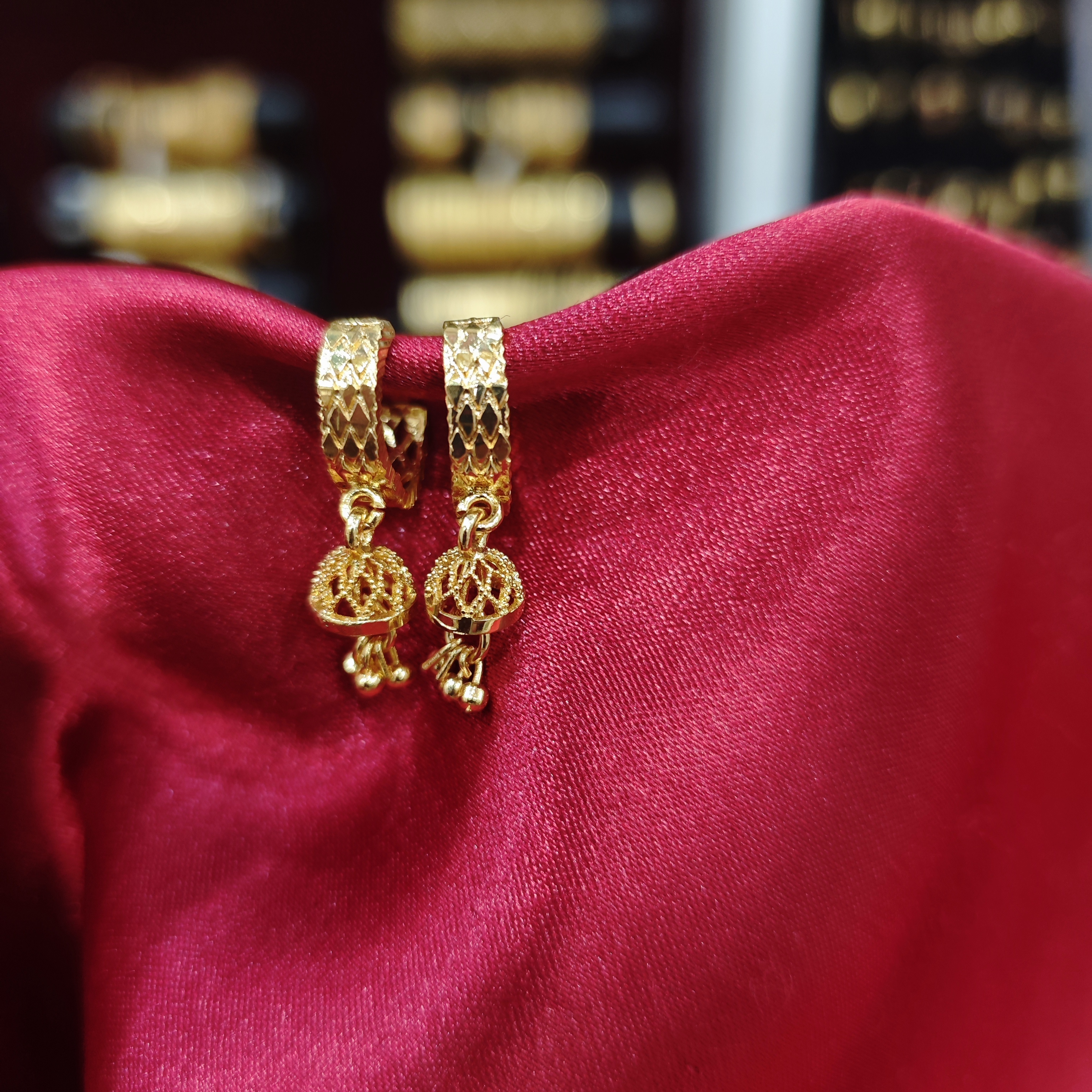 Gold plated plain small earing with net  jimukka 