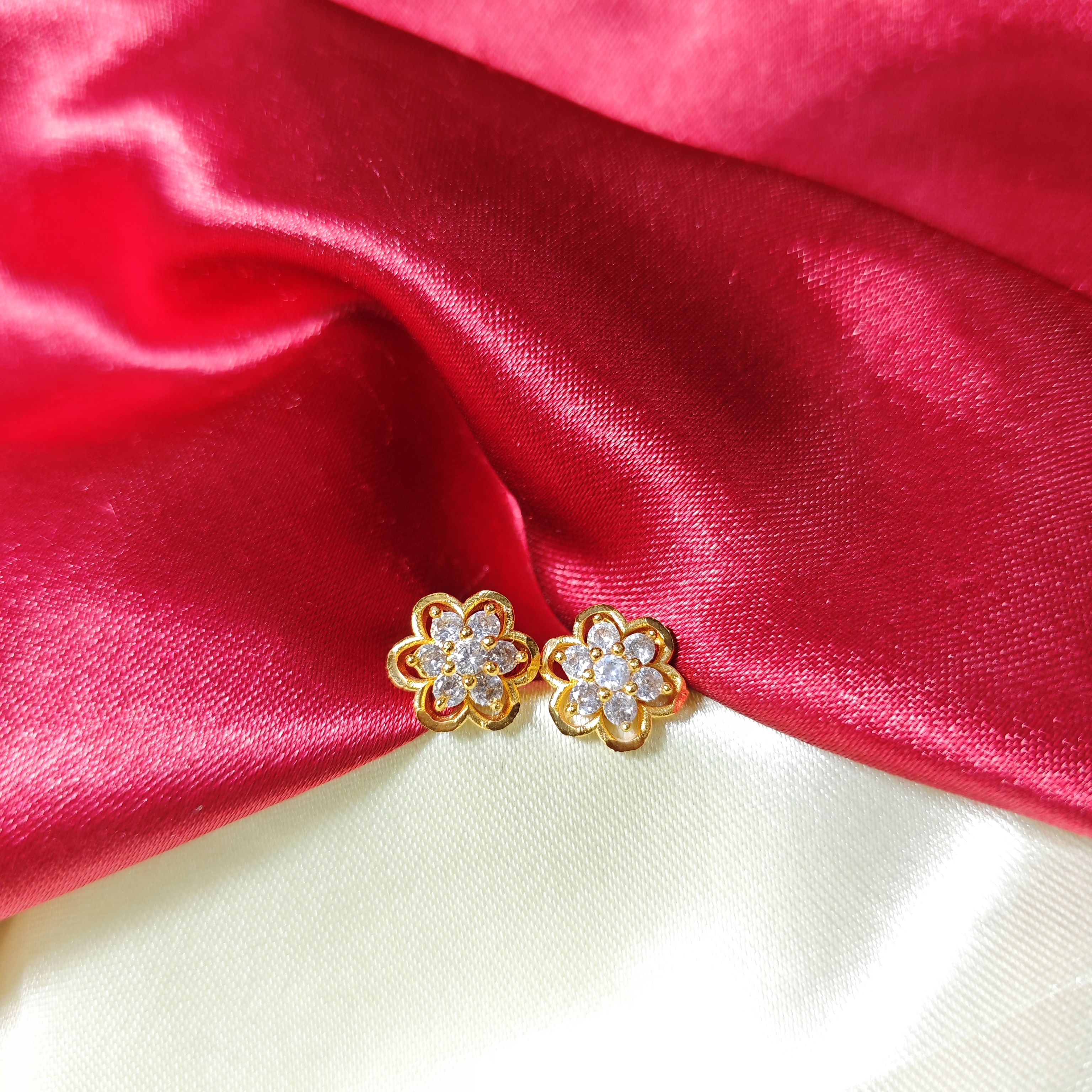 gold plated white ad stud 