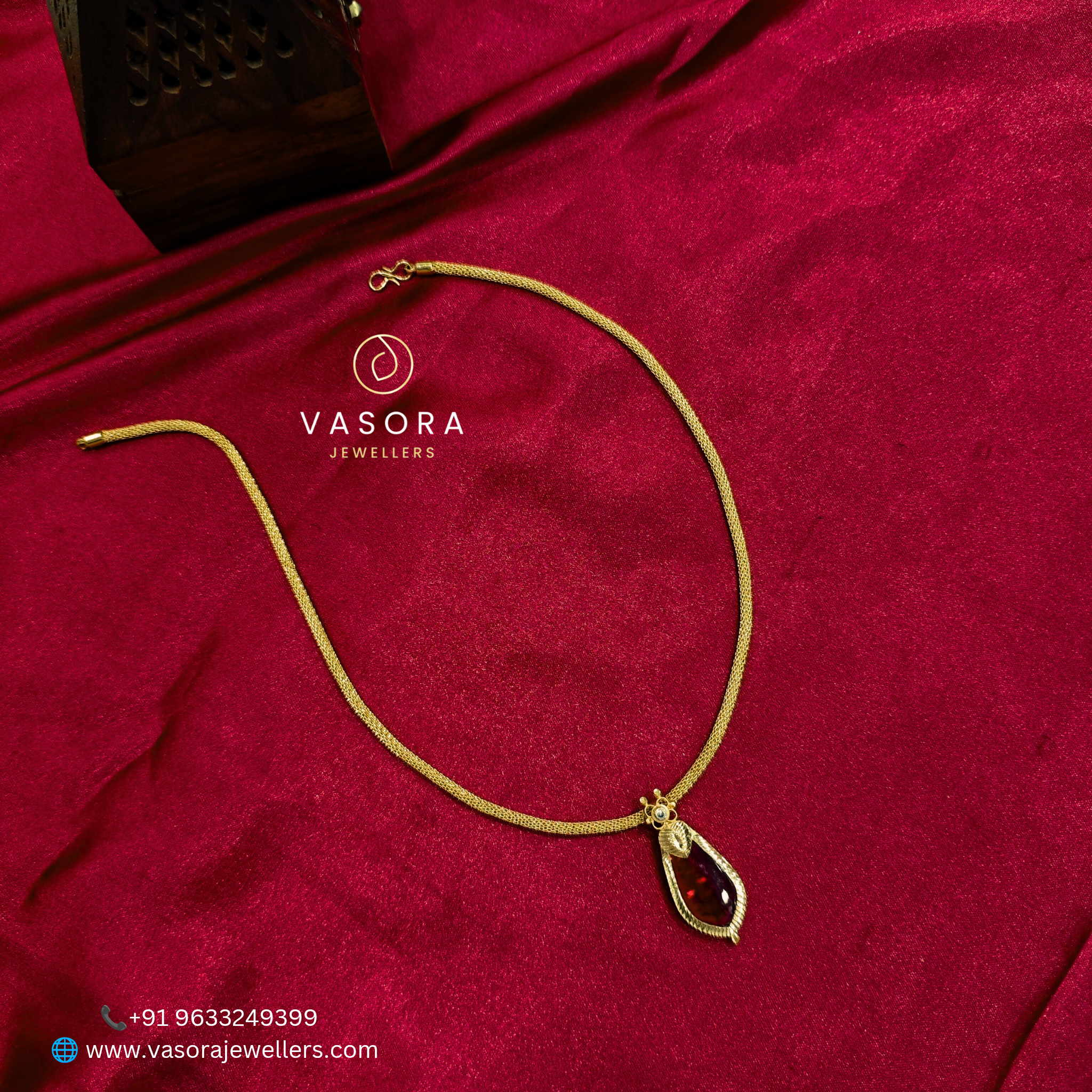 Gold Plated red Nagapadam Locket with Chain